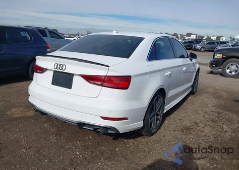 2018 Audi A3 2.0T Premium/2.0T Tech Premium z USA, uszkodzony, nr VIN WAUJ8GFF5J1091325